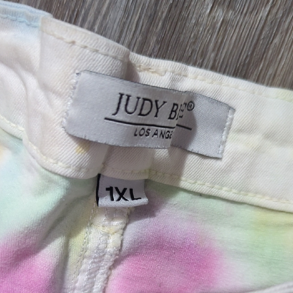 Judy Blue Women's Colorful Tie-Dye Jean Shorts - Picture 4 of 9